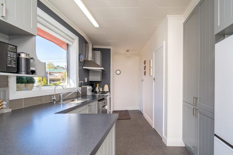 Photo of property in 9 Colquhoun Street, Glenross, Dunedin, 9011