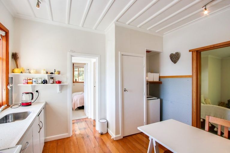 Photo of property in 124a Shakespeare Road, Bluff Hill, Napier, 4110