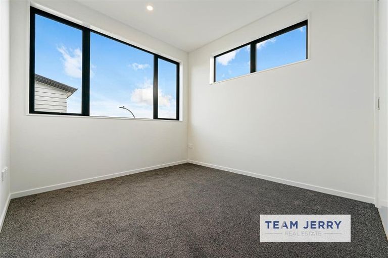Photo of property in 27 Survila Street, Papakura, 2110