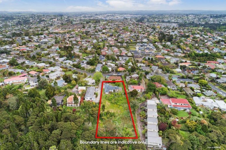 Photo of property in 87a Colwill Road, Massey, Auckland, 0614