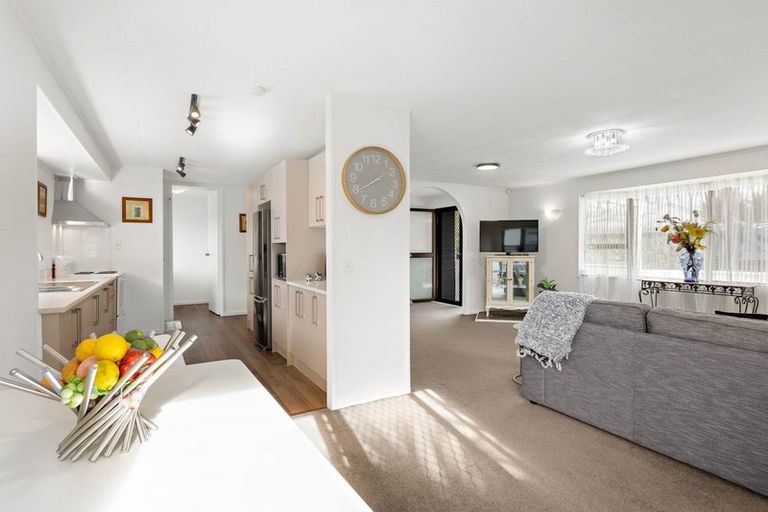 Photo of property in 2/78 Ireland Road, Mount Wellington, Auckland, 1060