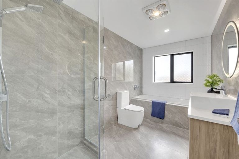 Photo of property in 19 Elevation Street, Flat Bush, Auckland, 2019