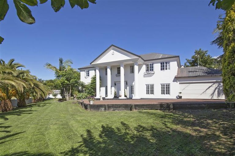 Photo of property in 13 Belvedere Court, West Harbour, Auckland, 0618