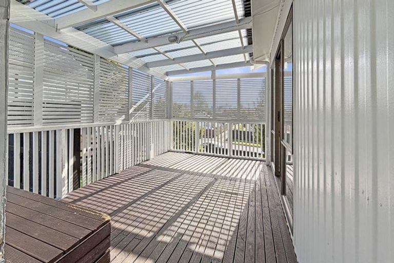 Photo of property in 4 Nearco Street, Randwick Park, Auckland, 2105