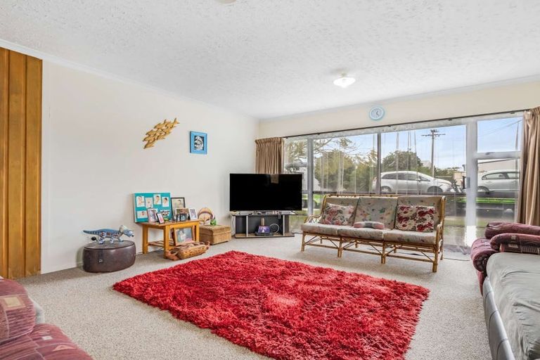 Photo of property in 18 Kowhai Avenue, Edgecumbe, 3120