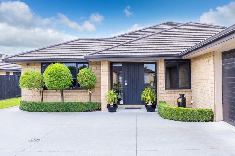 Photo of property in 9 Sirius Crescent, Rototuna North, Hamilton, 3210