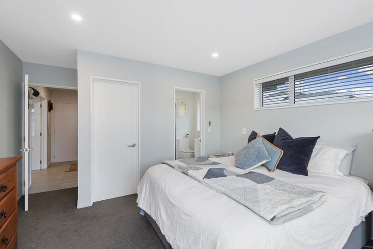 Photo of property in 15 Cressy Place, Darfield, 7510