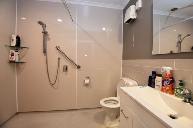 Photo of property in 320 High Street South, Carterton, 5713