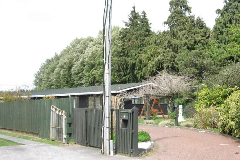 Photo of property in 36 Charles Road, Hannahs Bay, Rotorua, 3010