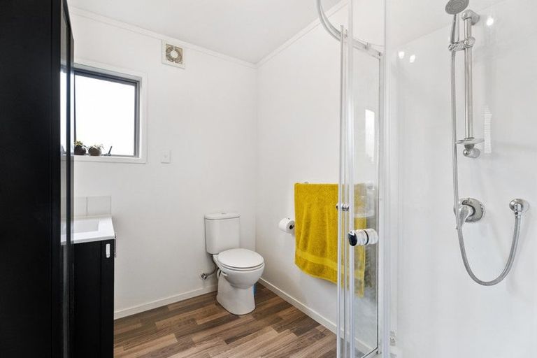 Photo of property in 46 Brian Crescent, Stanmore Bay, Whangaparaoa, 0932