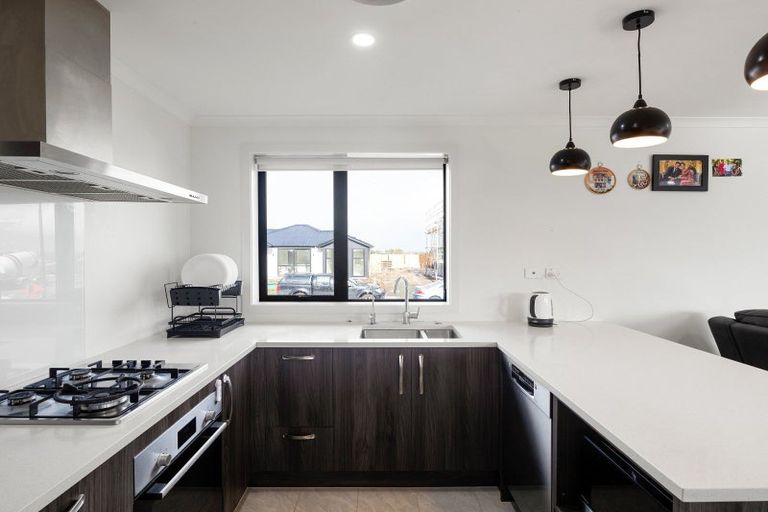 Photo of property in 28 Inuwai Street, Glenview, Hamilton, 3206