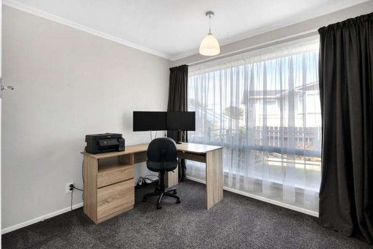 Photo of property in 228a Omata Road, Spotswood, New Plymouth, 4310