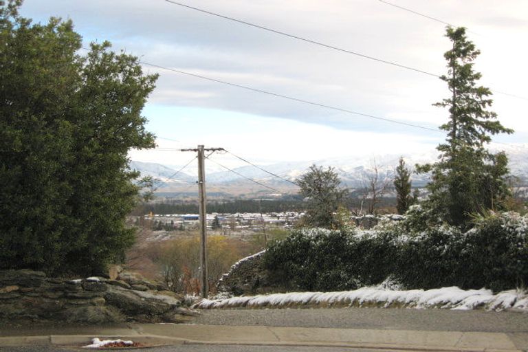Photo of property in 8 View Road, Bridge Hill, Alexandra, 9320