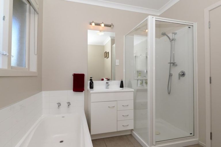 Photo of property in 313 Cambridge Road, Hillcrest, Hamilton, 3216