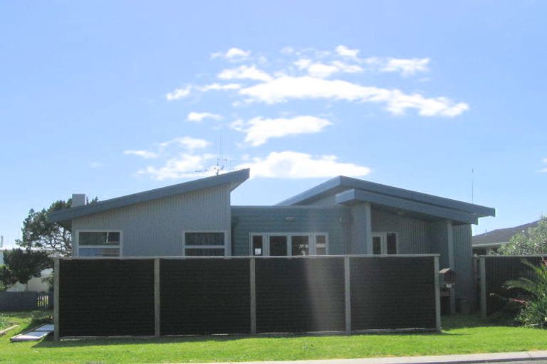 Photo of property in 227 Seaforth Road, Waihi Beach, 3611