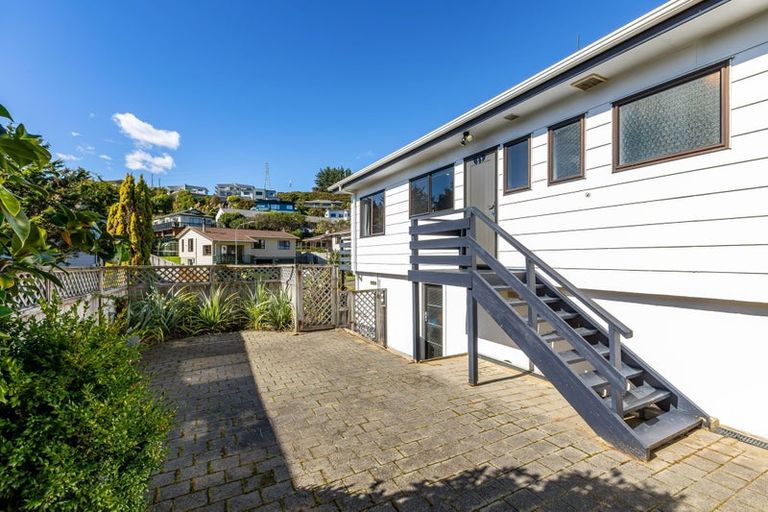 Photo of property in 58 Albatross Close, Whitby, Porirua, 5024