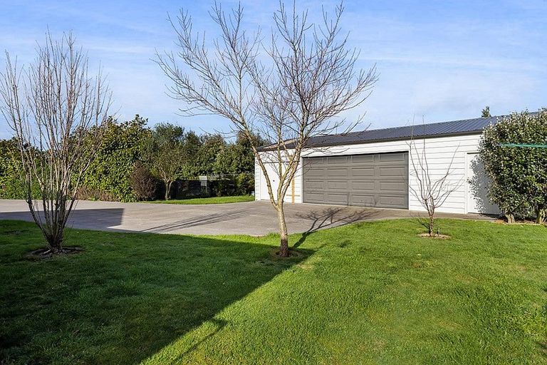 Photo of property in 393 Ketemarae Road, Normanby, Hawera, 4675