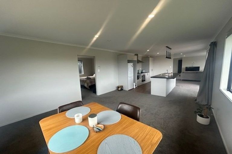 Photo of property in 11 Godwit Lane, Welcome Bay, Tauranga, 3112
