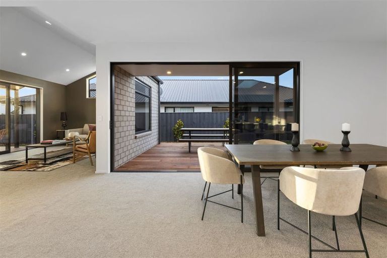 Photo of property in 3 Picadilly Avenue, Casebrook, Christchurch, 8051