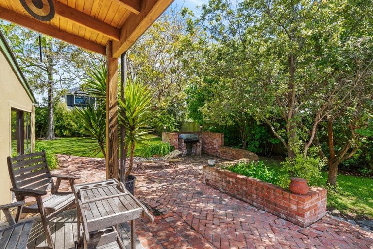 Photo of property in 111 Mays Road, St Albans, Christchurch, 8052