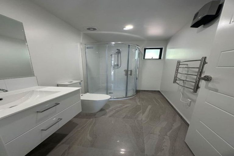 Photo of property in 147 Yaldhurst Road, Sockburn, Christchurch, 8042