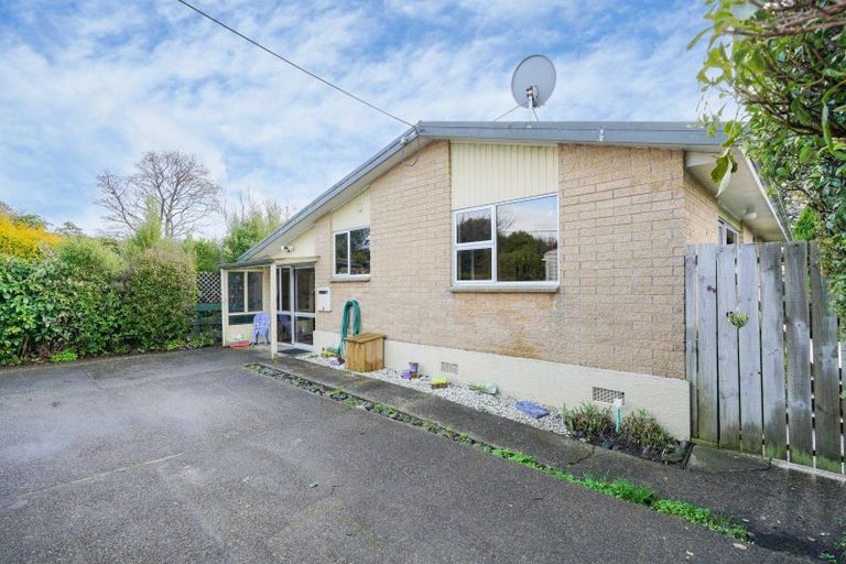 Photo of property in 28 Dunns Road, Otatara, Invercargill, 9879