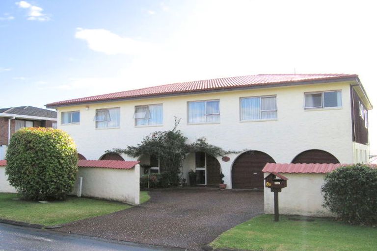 Photo of property in 2/8 Nimrod Place, Half Moon Bay, Auckland, 2012