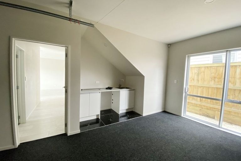 Photo of property in 75 Rosewell Crescent, Flat Bush, Auckland, 2019