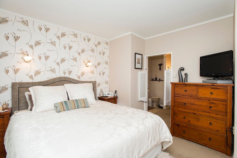 Photo of property in 53 Grant Road, Whataupoko, Gisborne, 4010