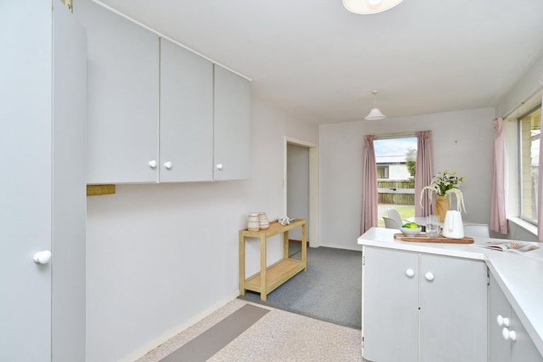 Photo of property in 97 Lowry Avenue, Redwood, Christchurch, 8051