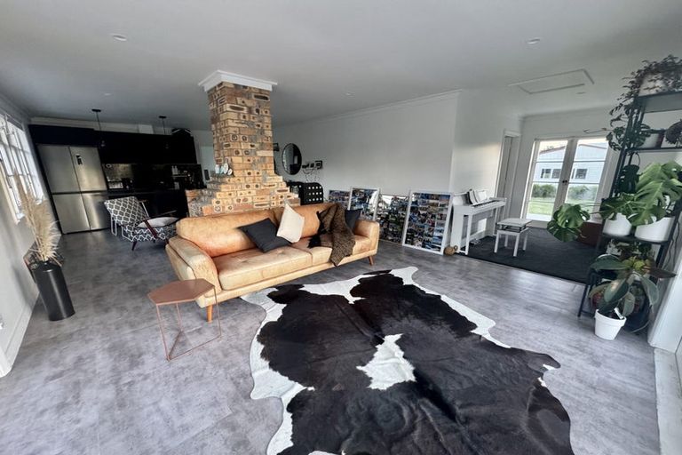 Photo of property in 144 Great South Road, Huntly, 3700