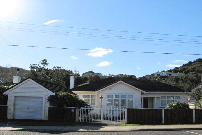 Photo of property in 66 Friend Street, Karori, Wellington, 6012
