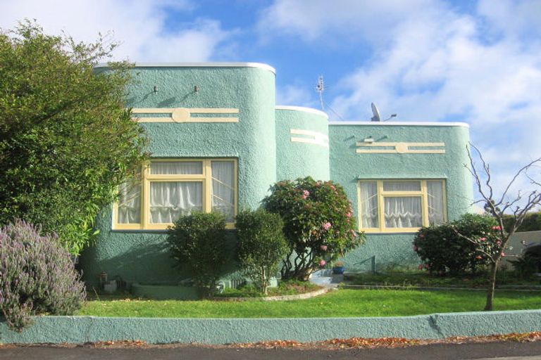 Photo of property in 104 Shamrock Street, Takaro, Palmerston North, 4412