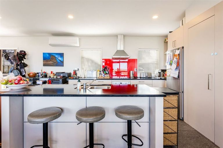 Photo of property in 66 Maire Road, Orewa, 0931