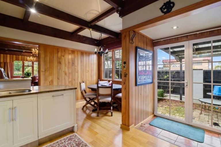 Photo of property in 2 Pretoria Street, Victoria, Rotorua, 3010