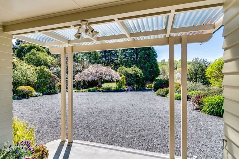 Photo of property in 213 Ellis Wallace Road, Eskdale, Napier, 4182