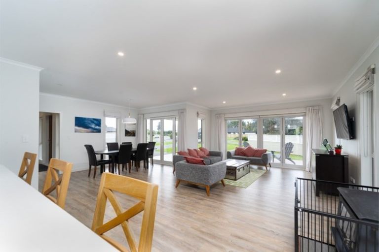 Photo of property in 18 Mervyn Brown Place, Solway, Masterton, 5810