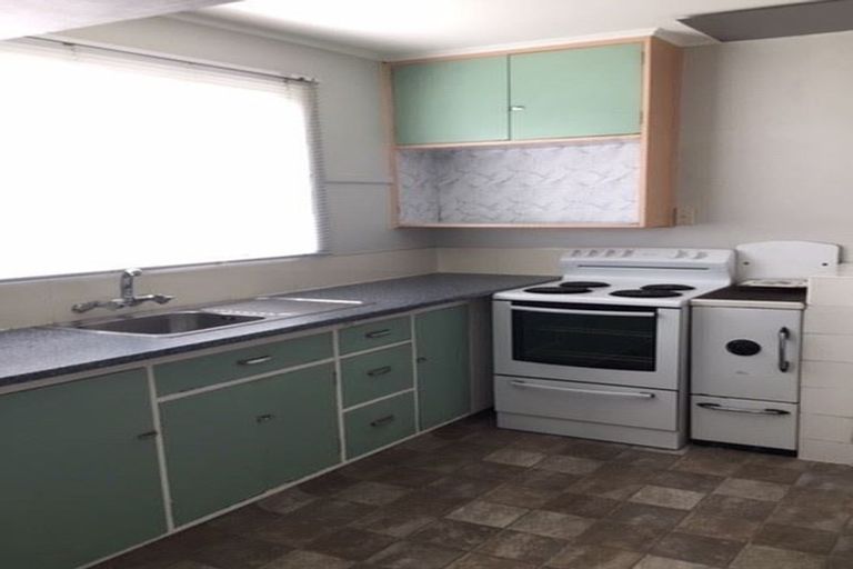 Photo of property in 80 Bickerton Street, Wainoni, Christchurch, 8061