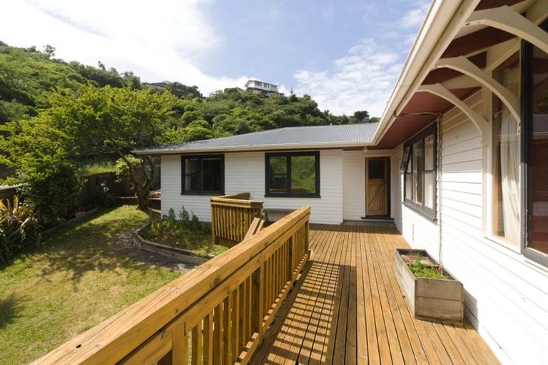 Photo of property in 50 Melrose Road, Island Bay, Wellington, 6023