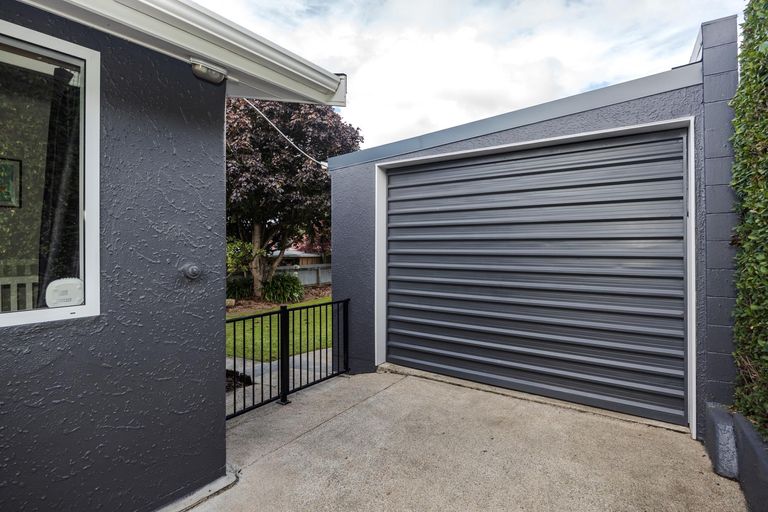 Photo of property in 128 Perth Street, Holmes Hill, Oamaru, 9401