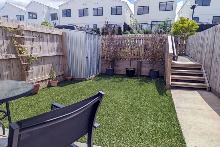 Photo of property in 81 Tarapuka Road, Westgate, Auckland, 0814