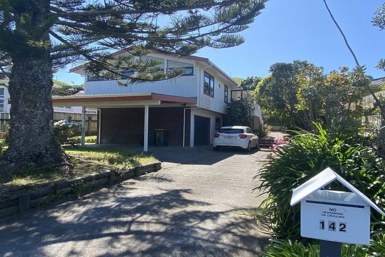 Photo of property in 142 Rawhiti Road, Pukerua Bay, Porirua, 5026