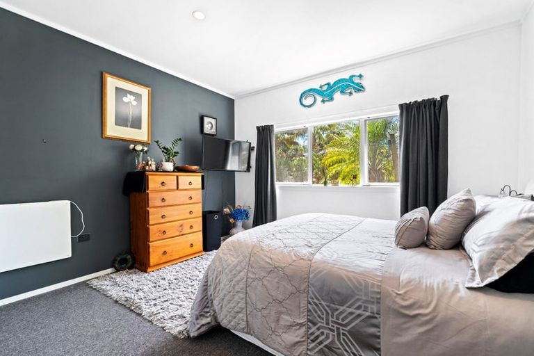 Photo of property in 80 Campbell Road, Parua Bay, Onerahi, 0192