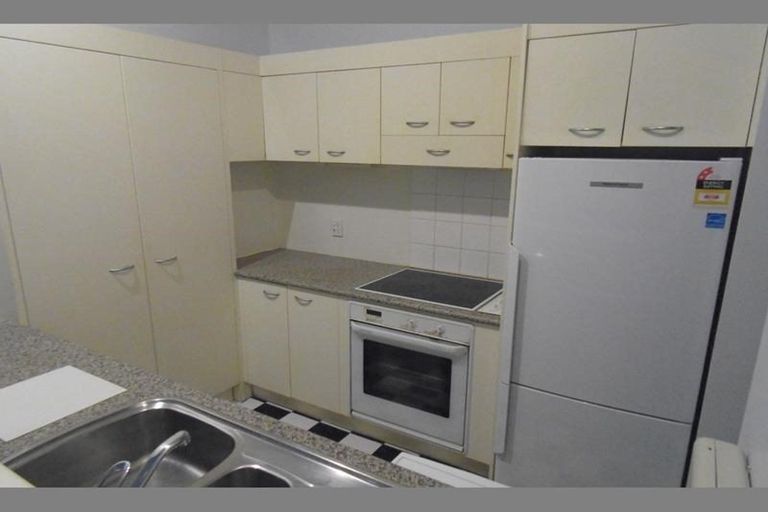 Photo of property in 5 Cheshire Street, Cannons Creek, Porirua, 5024