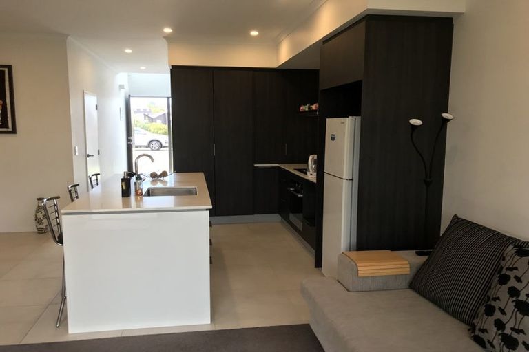 Photo of property in 26 Owen Chapman Drive, Red Beach, 0932