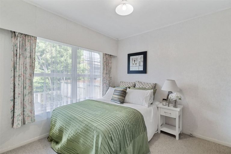 Photo of property in 4/769 Beach Road, Browns Bay, Auckland, 0630