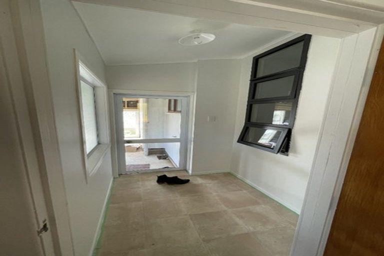 Photo of property in 70 Miro Street, Inglewood, 4330