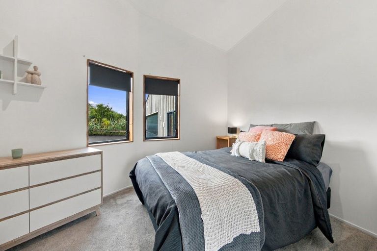 Photo of property in 11 Cameron Town Road, Pukekohe, 2678