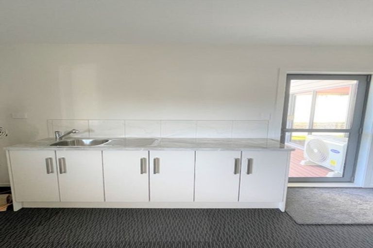 Photo of property in 1 Tainui Street, Levin, 5510