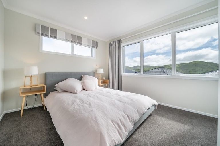 Photo of property in 2 Takapo Grove, Kelson, Lower Hutt, 5010